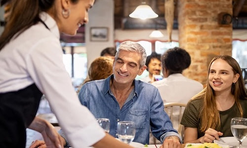How Canadian Restaurants Can Increase Customer Traffic