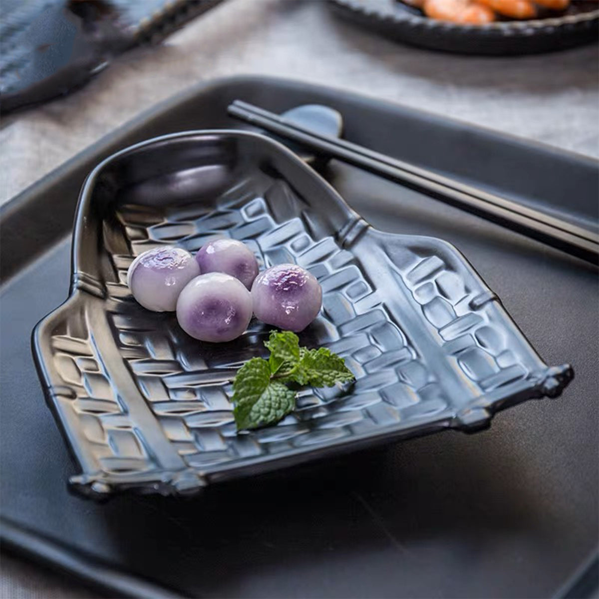 8" Black Melamine Rattan Style Plate (13911-08B) - Chefcoca