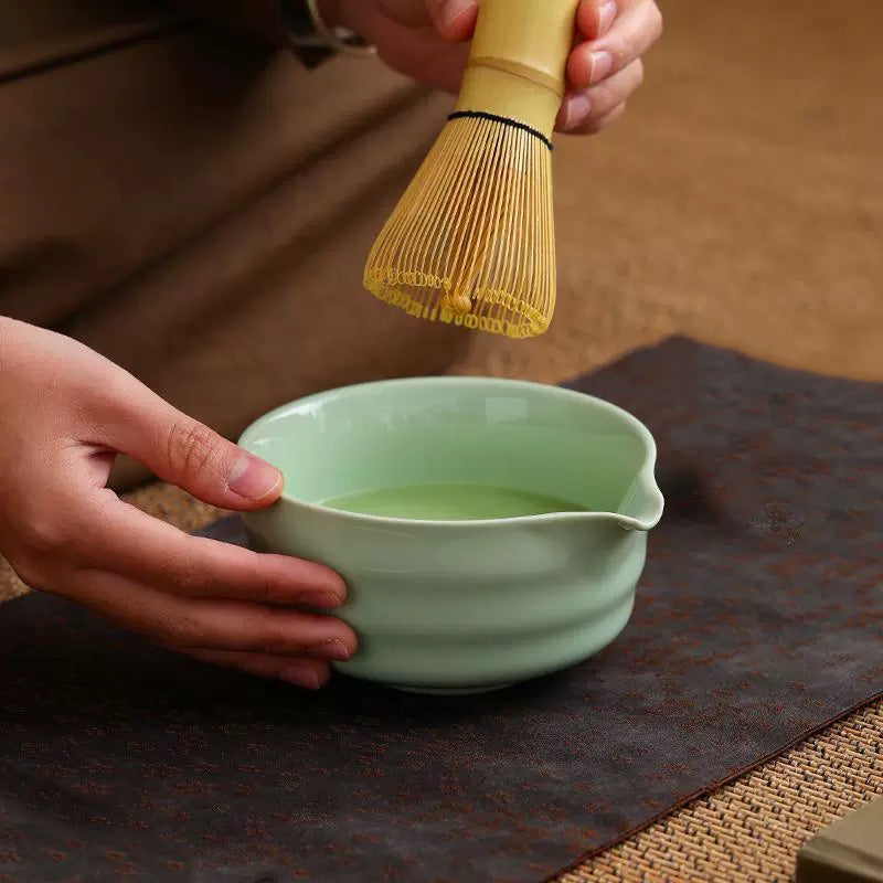 CHEFCO,CMB-14G,Ceramic Matcha Bow with Pouring Spout, 14.92" Dia