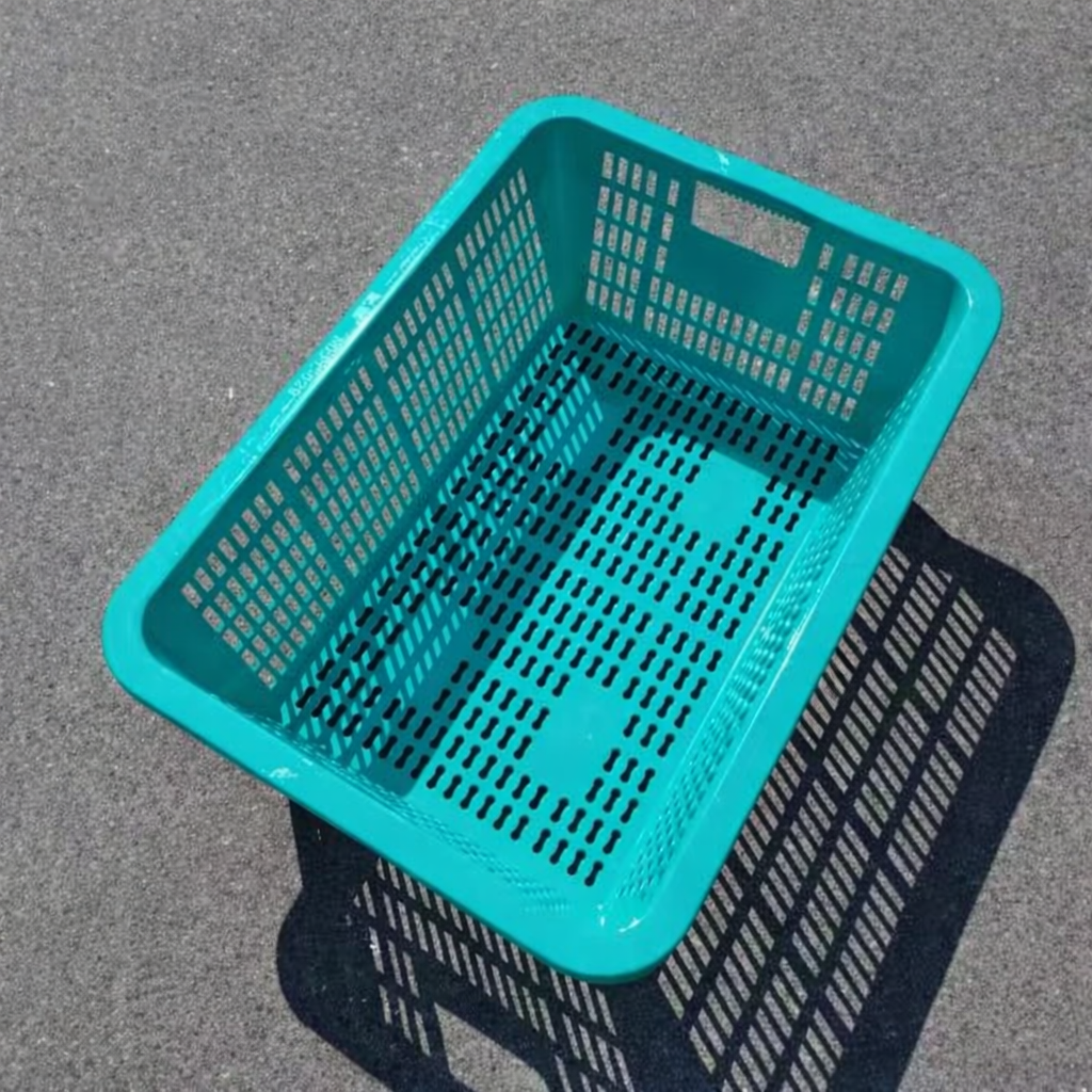 CHEFCO,FC029, 22.5" L Green Rectangular Vegetable Wash Basket with Cut-out Handle - Chefcoca