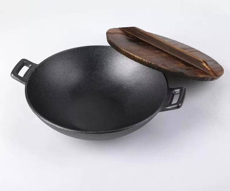 CHEFCO,IBS-23W, 23CM/9" Cast Iron Flat Bottom Serving Pot With Double Handle & Wood Cover - Chefcoca