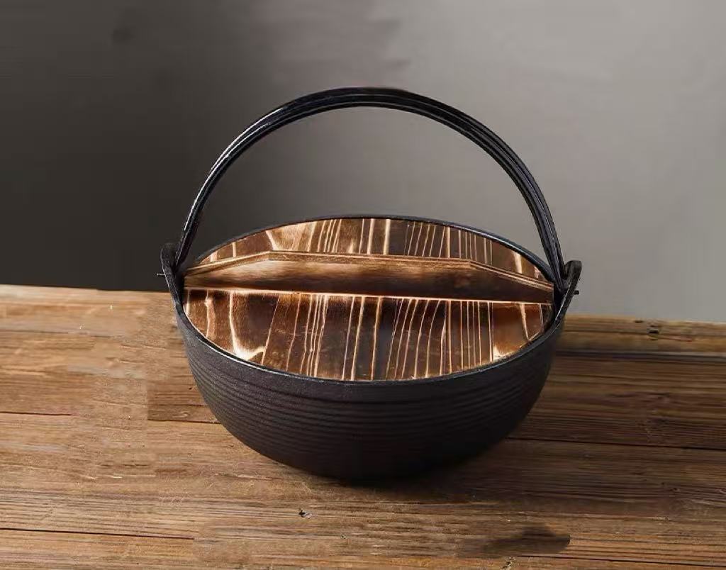 CHEFCO,IBS-27,26.7cm/10.5" Dia Cast Iron Flat Bottom Serving Pot With Wire Handle & Wood Cover - Chefcoca