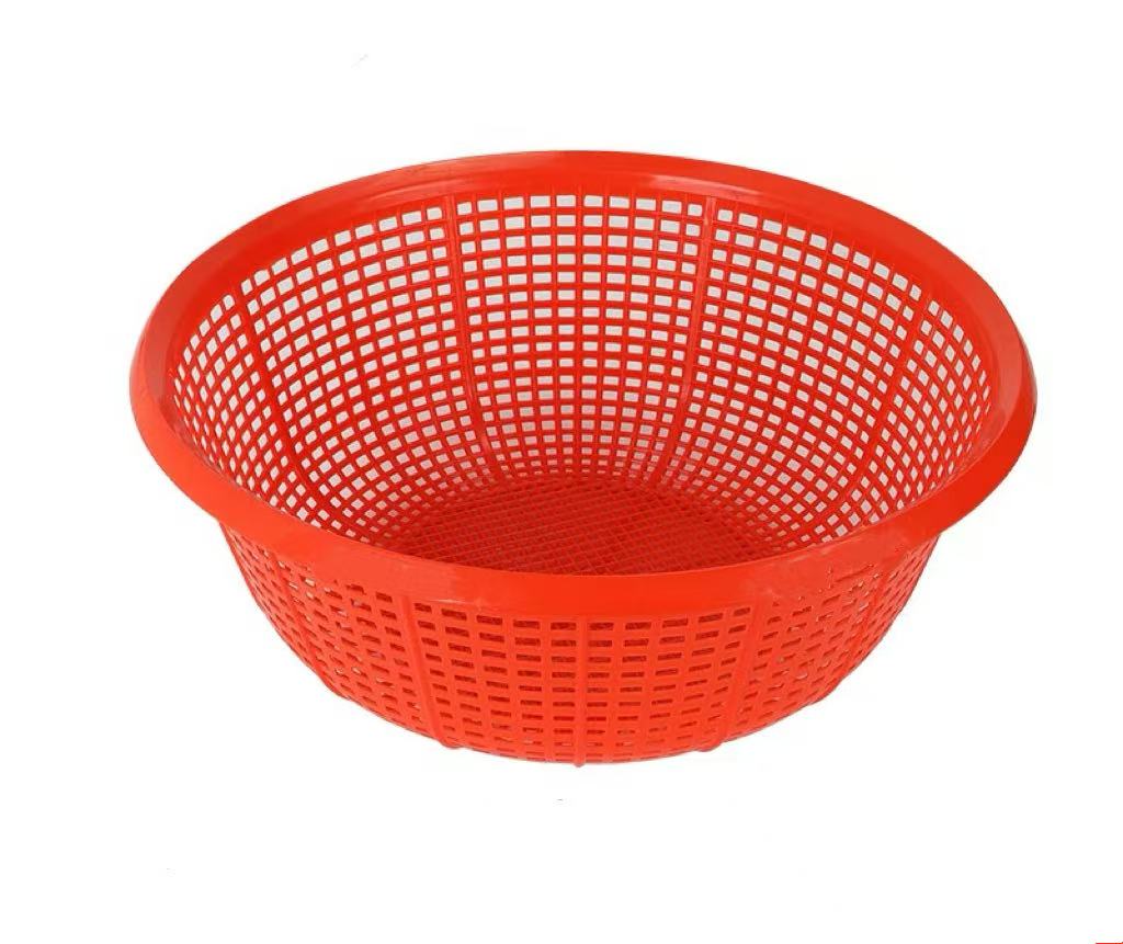 CHEFCO,RD8811, 13" Round Plastic Vegetable Wash Basket (Small Grid),Red - Chefcoca