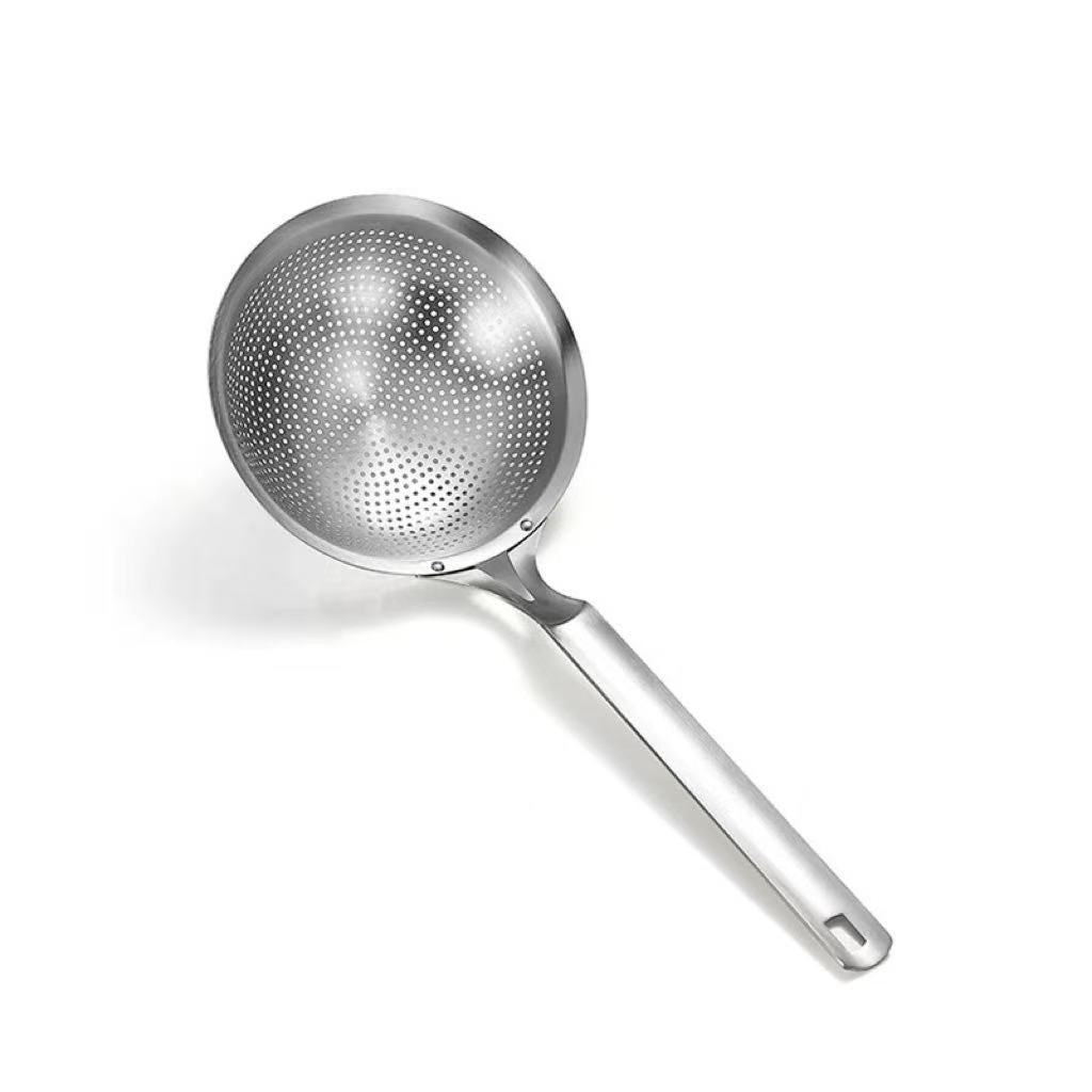 CHEFCO,SUS304-14, 14cm/5.5"Dia Stainless Steel Handheld Perforated Spoon Style Skimmer - Chefcoca
