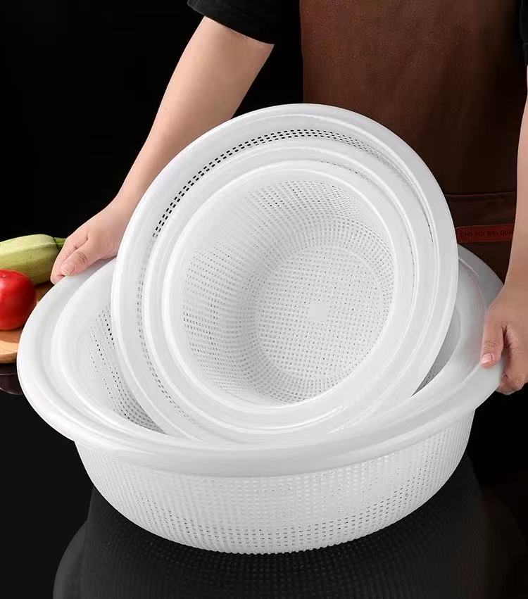 CHEFCO,WH32, 12.4" Round Plastic Vegetable Wash Basket (Small Grid),White - Chefcoca