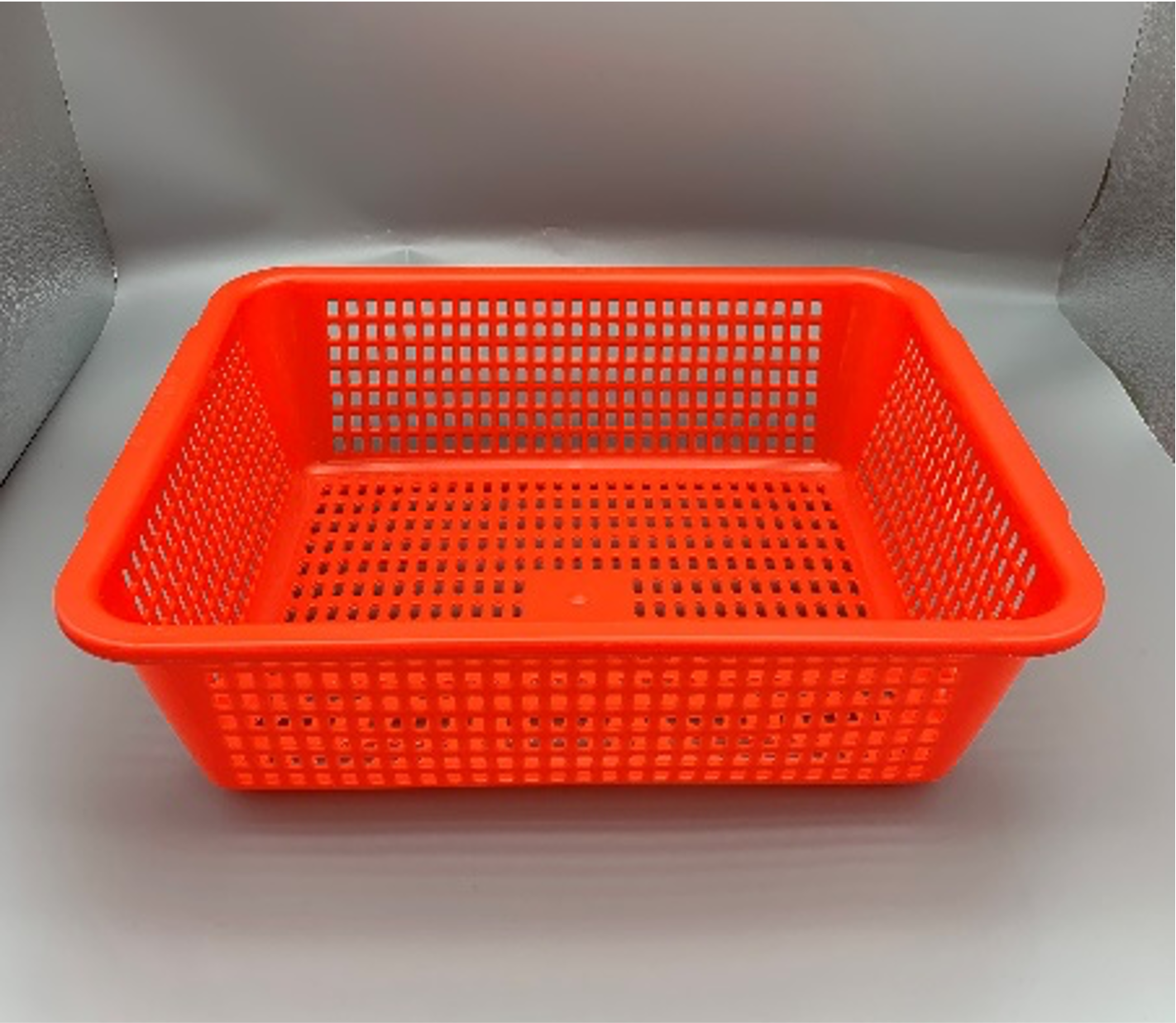 CHEFCO,RD32S,Plastic Square Vegetable Wash Baskets (Small Grid),Red-19.3"L x 15.4"W x6.3"H - Chefcoca