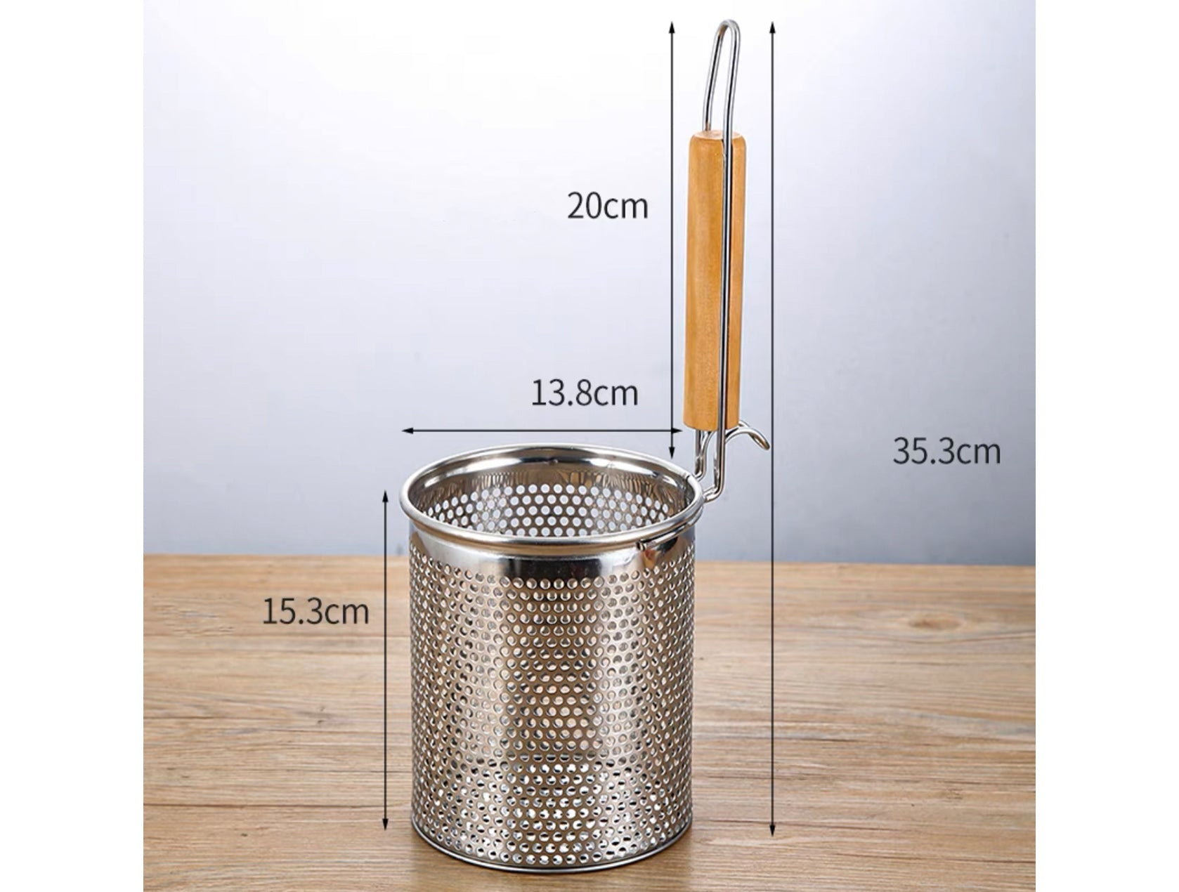 Stainless Steel Flat Bottom Noodle Strainer with Wooden Handle (5.5"H) - Chefcoca