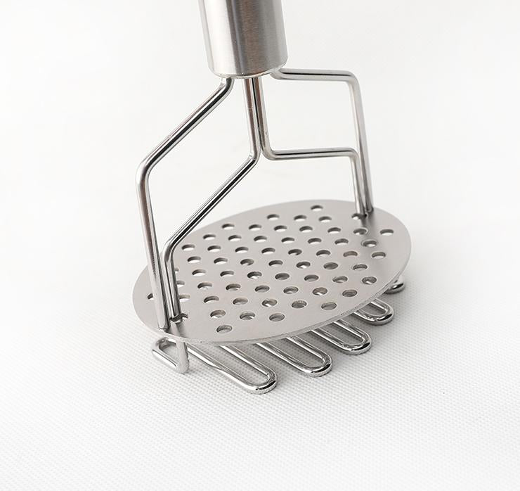 Steel Handle Potatoe Masher, Oval, 4" x 10" - Chefcoca