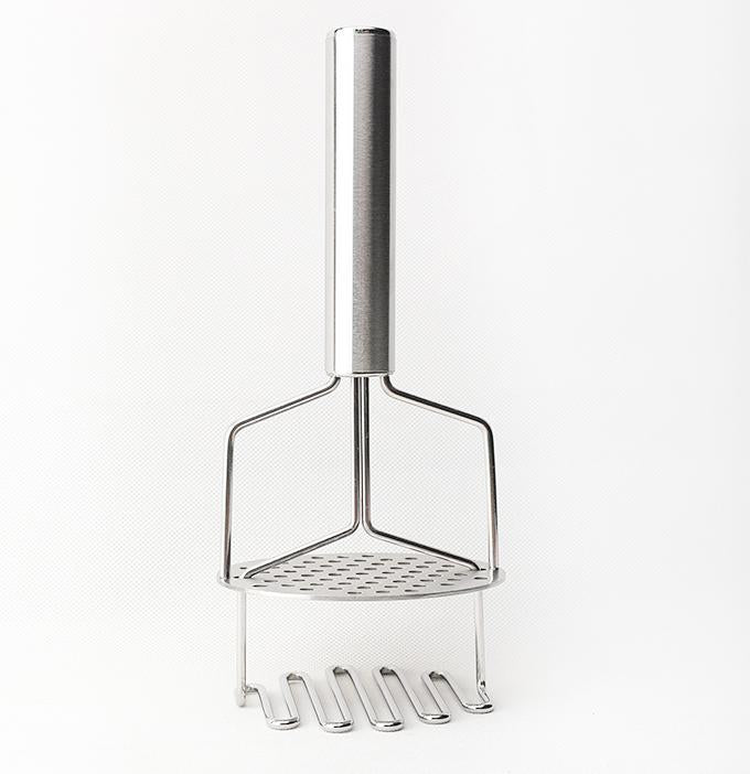 Steel Handle Potatoe Masher, Oval, 4" x 10" - Chefcoca