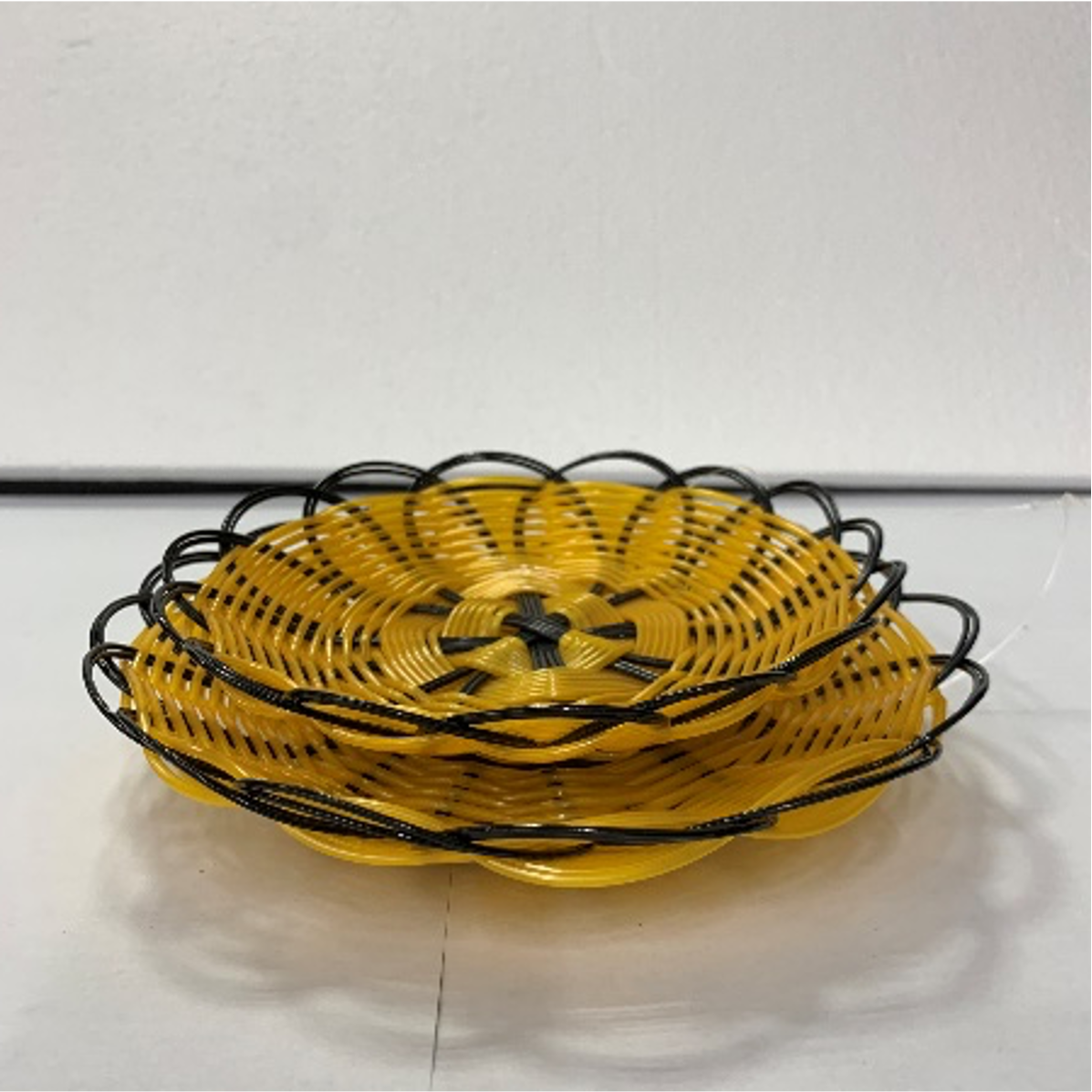 Round Black Woven Serving Basket - Chefcoca