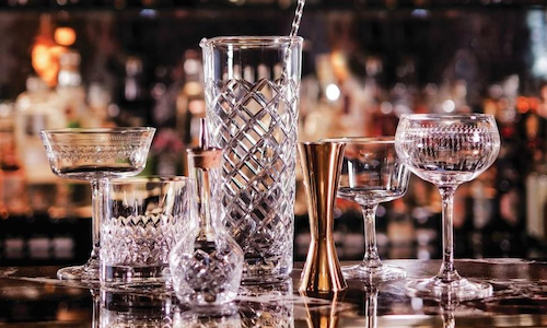 Cocktail and Shot Measurements: Easy Recipes and Tips for Home Bartenders