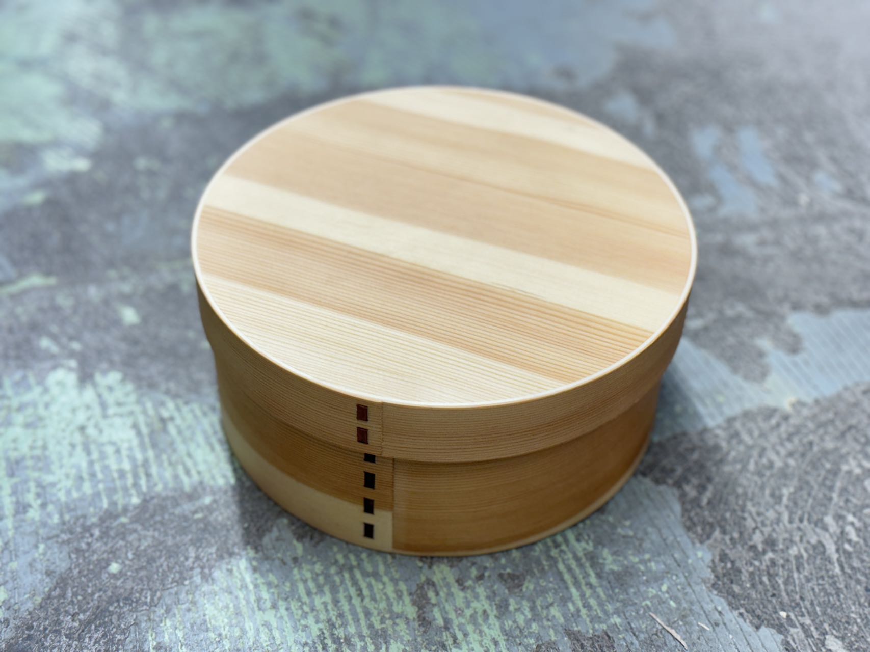 Wooden Bento Box with lid, 8.25"Dia x 4"High (WBB-8)