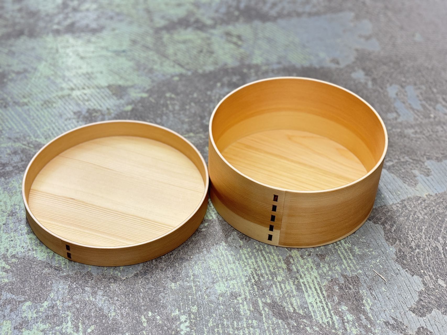 Wooden Bento Box with lid, 8.25"Dia x 4"High (WBB-8)