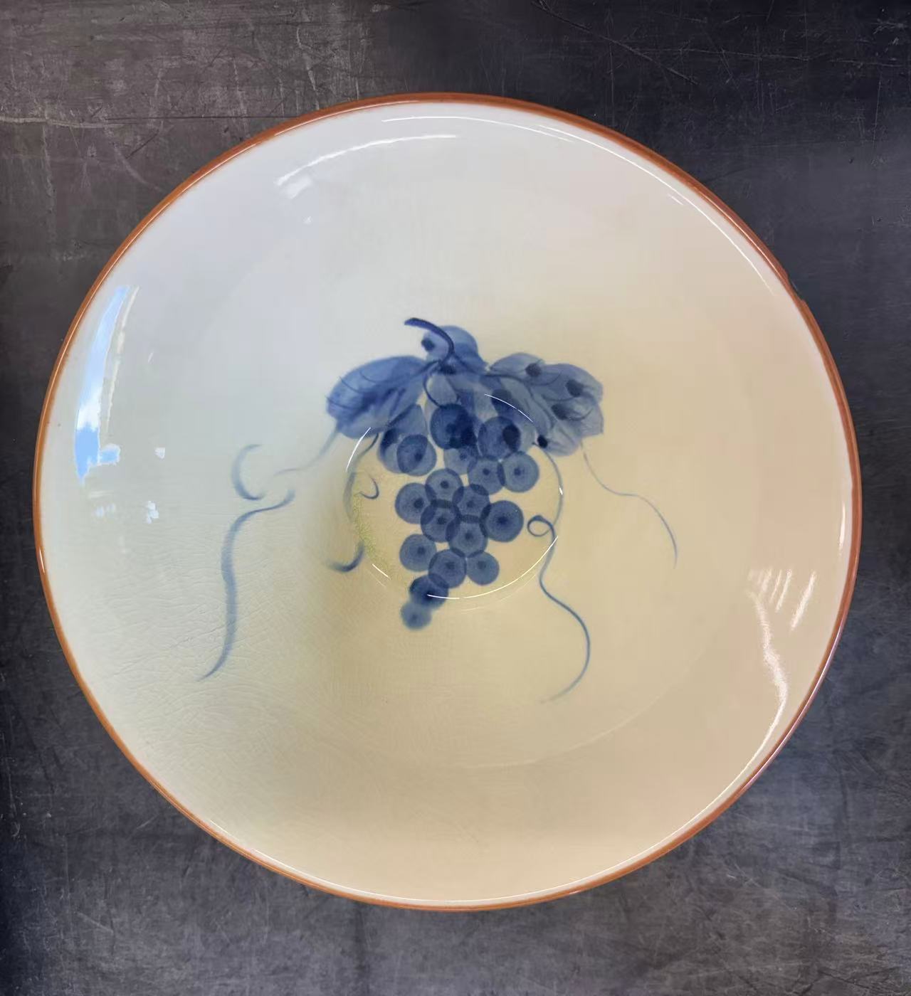 Chefco, 8.3" Grape Vine Ceramic Wide Bowl (PTC00316)