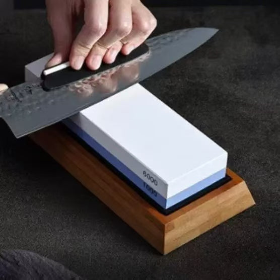 CHEFCO,DMD-1815,Double-Sided Sharpening Stone with Wooden Based (1000/6000 Grit) - Chefcoca