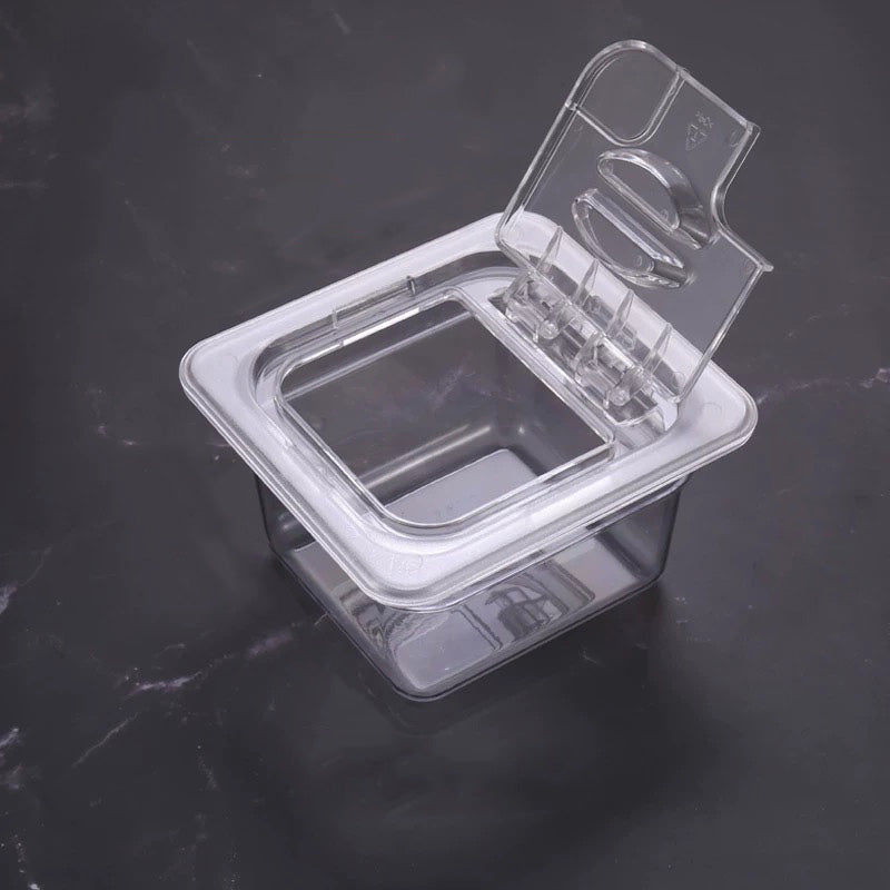 Couvercle à rabat cranté pour bac alimentaire GN en polycarbonate