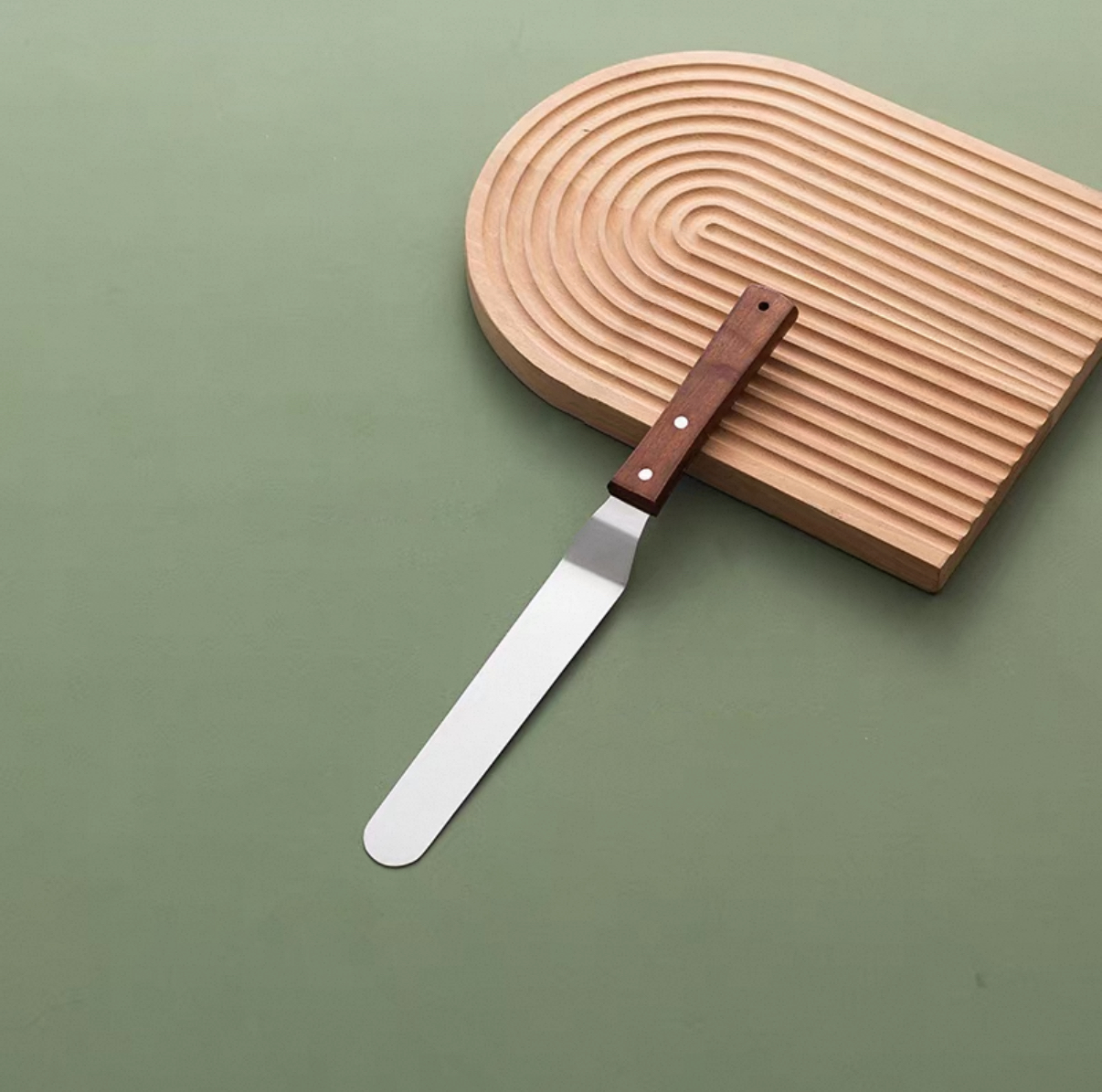 Spatula w/Offset, Wooden Handle, 6x1-1/2" (TOS-6) - Chefcoca