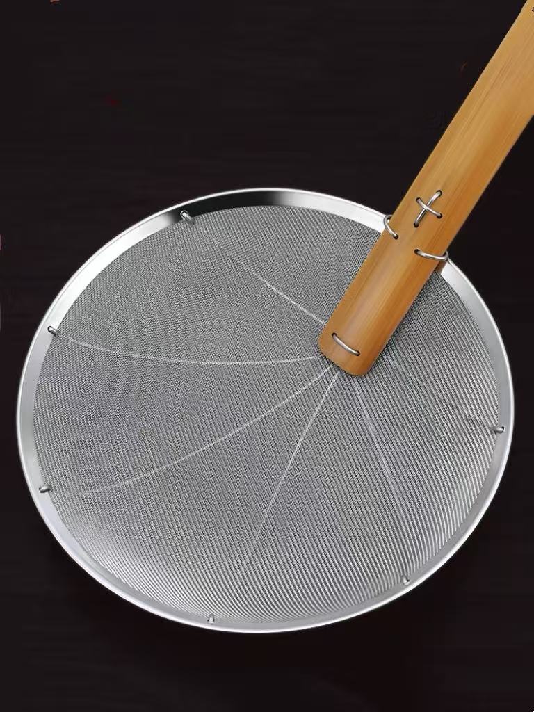 Sub-equip,FMS-30S, Fine Stainless Steel Mesh Skimmer with Wooden Handle,12"/30.5cm Dia - Chefcoca