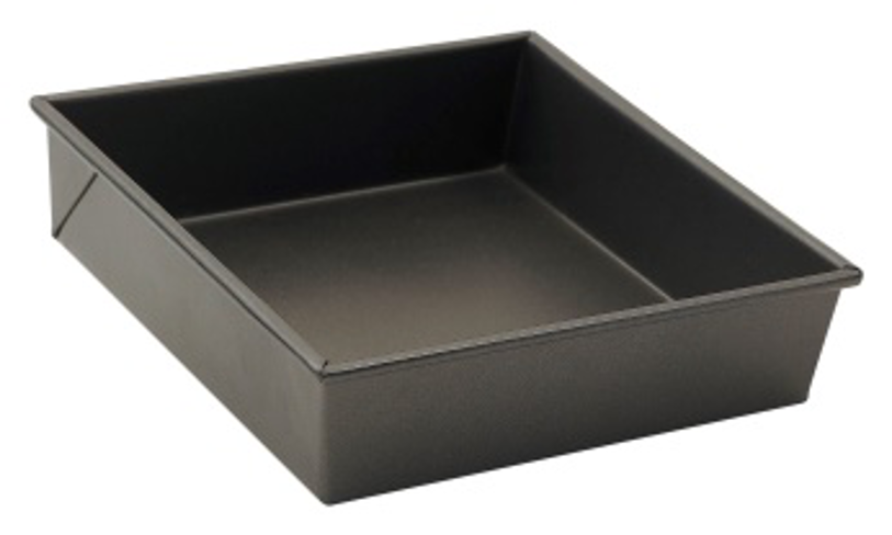 Winco Aluminized Steel Square Cake Pan (8"L x 8"W x 2.25"H)