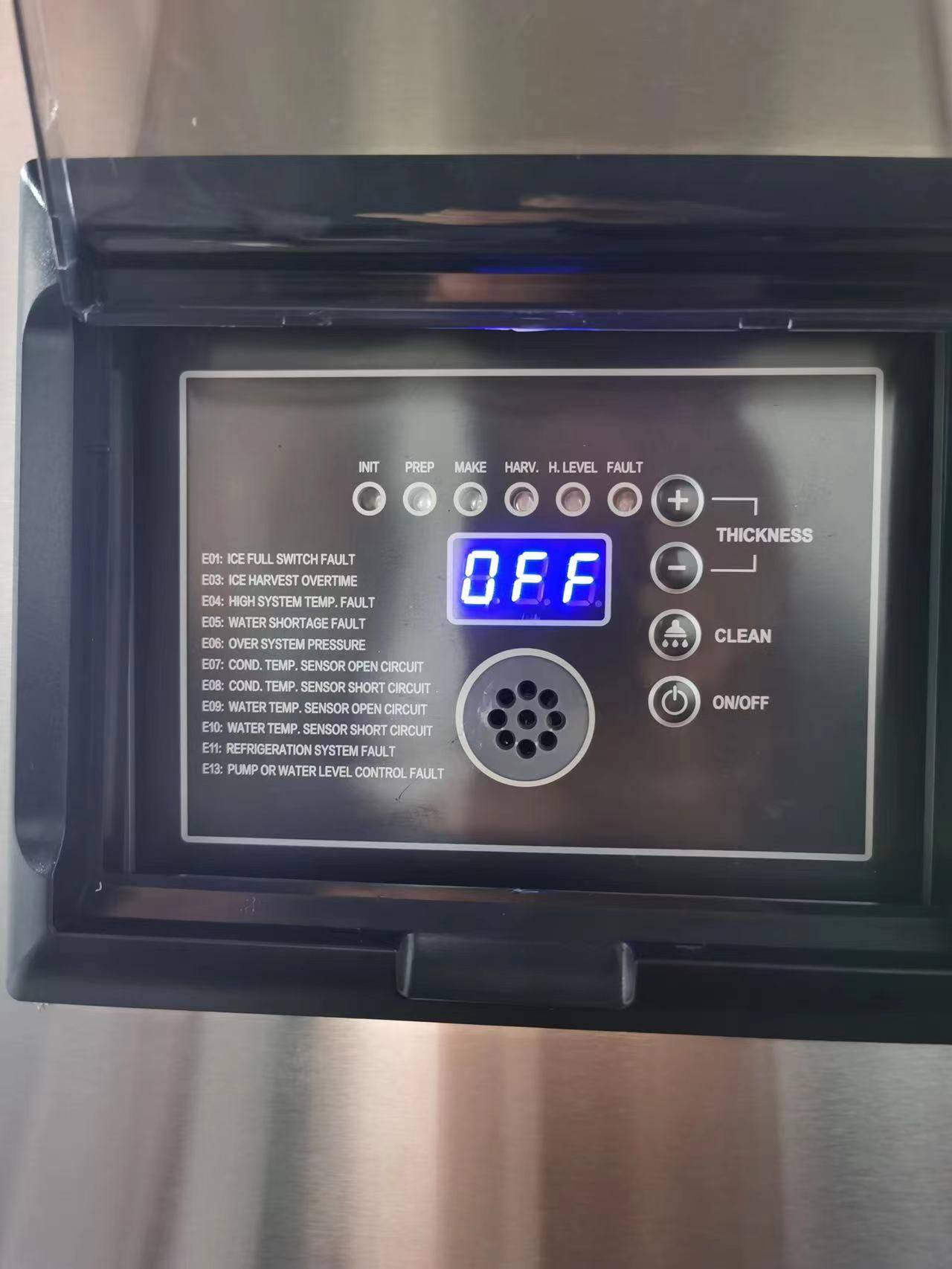 Sub-equip IF-264BA Air-Cooled Ice Machine, Flake Shaped Ice, 259LBS/24HRS,  110LBS Storage - Chefcoca