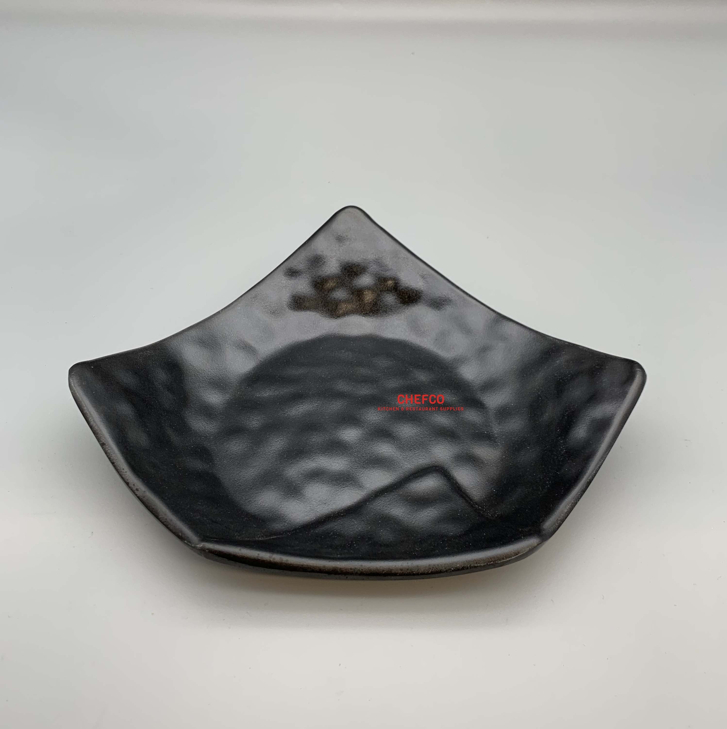 Matte Black Hammered Pattern Flared Rim Square Plate (YG140020) - Chefcoca